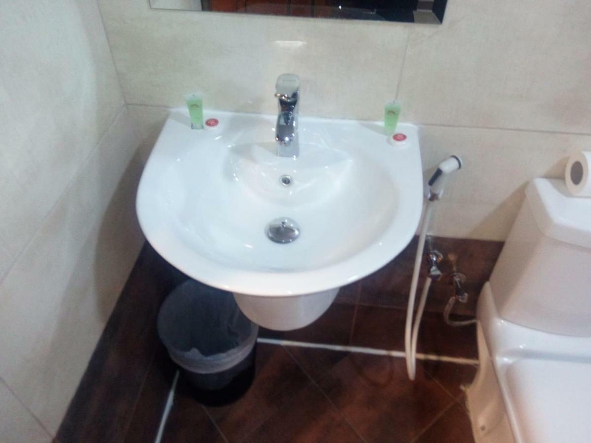 Tangier Tower Hotel Manama Luaran gambar
